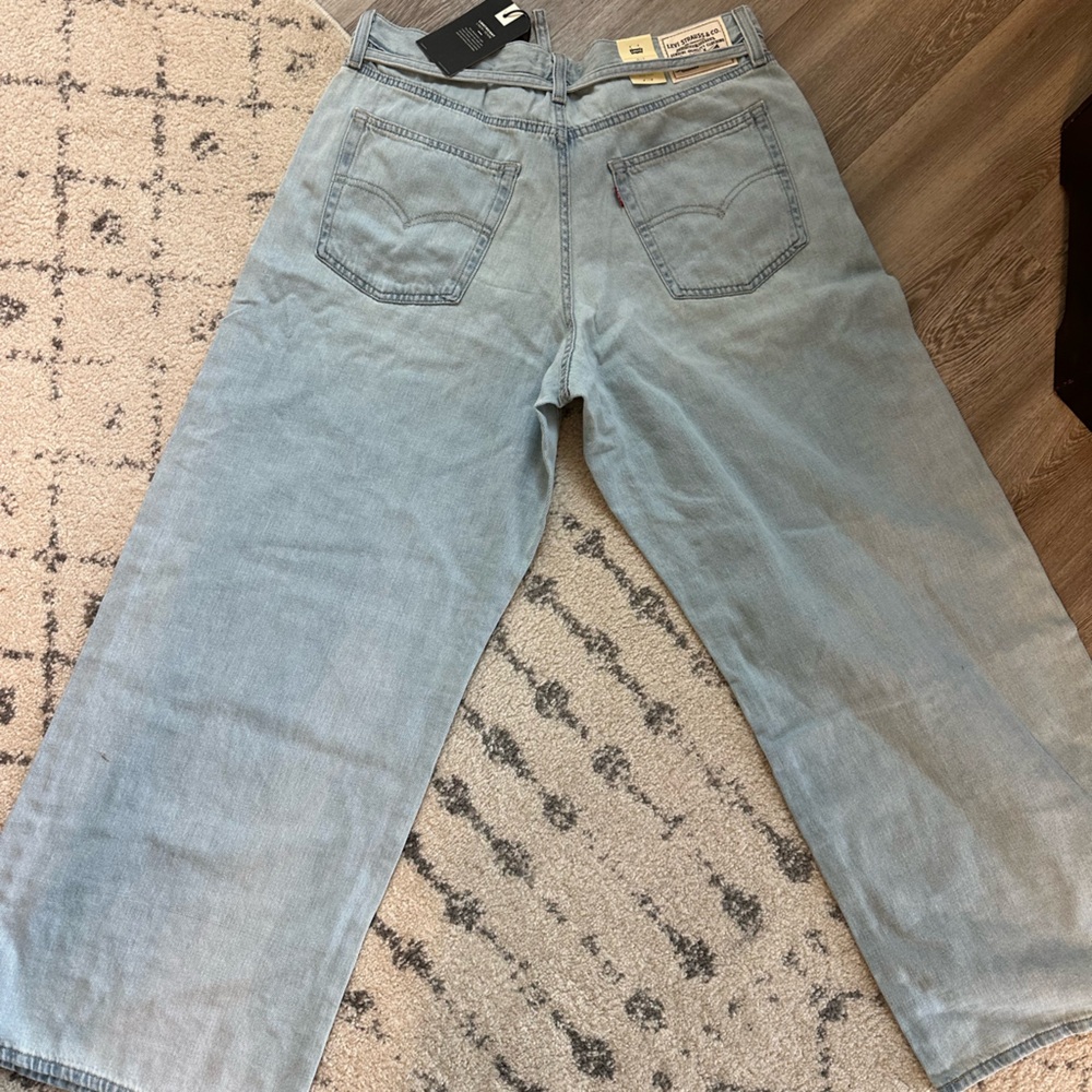 Levi’s XL Straight Jeans - Picture 2 of 5